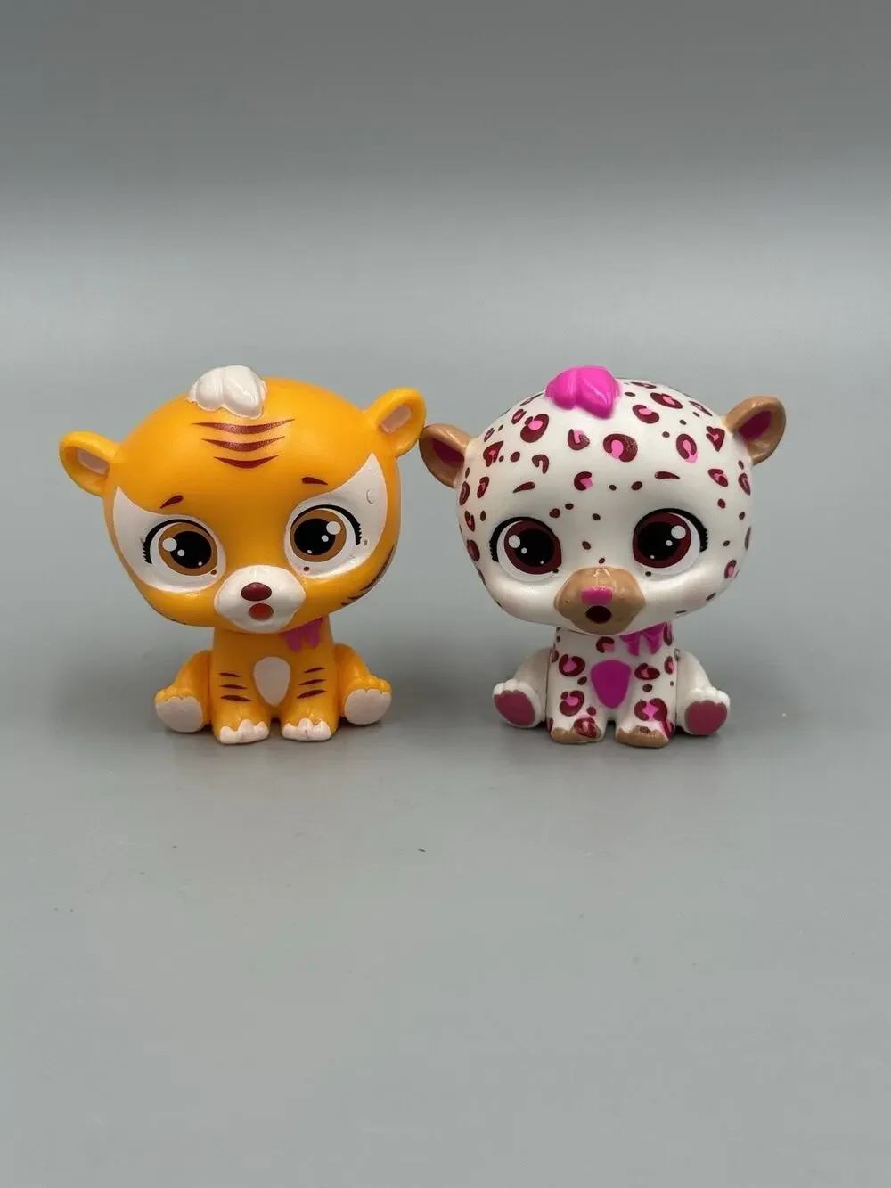 Set Of 2 Plastic Colorful Adorable Animal Pet Figures